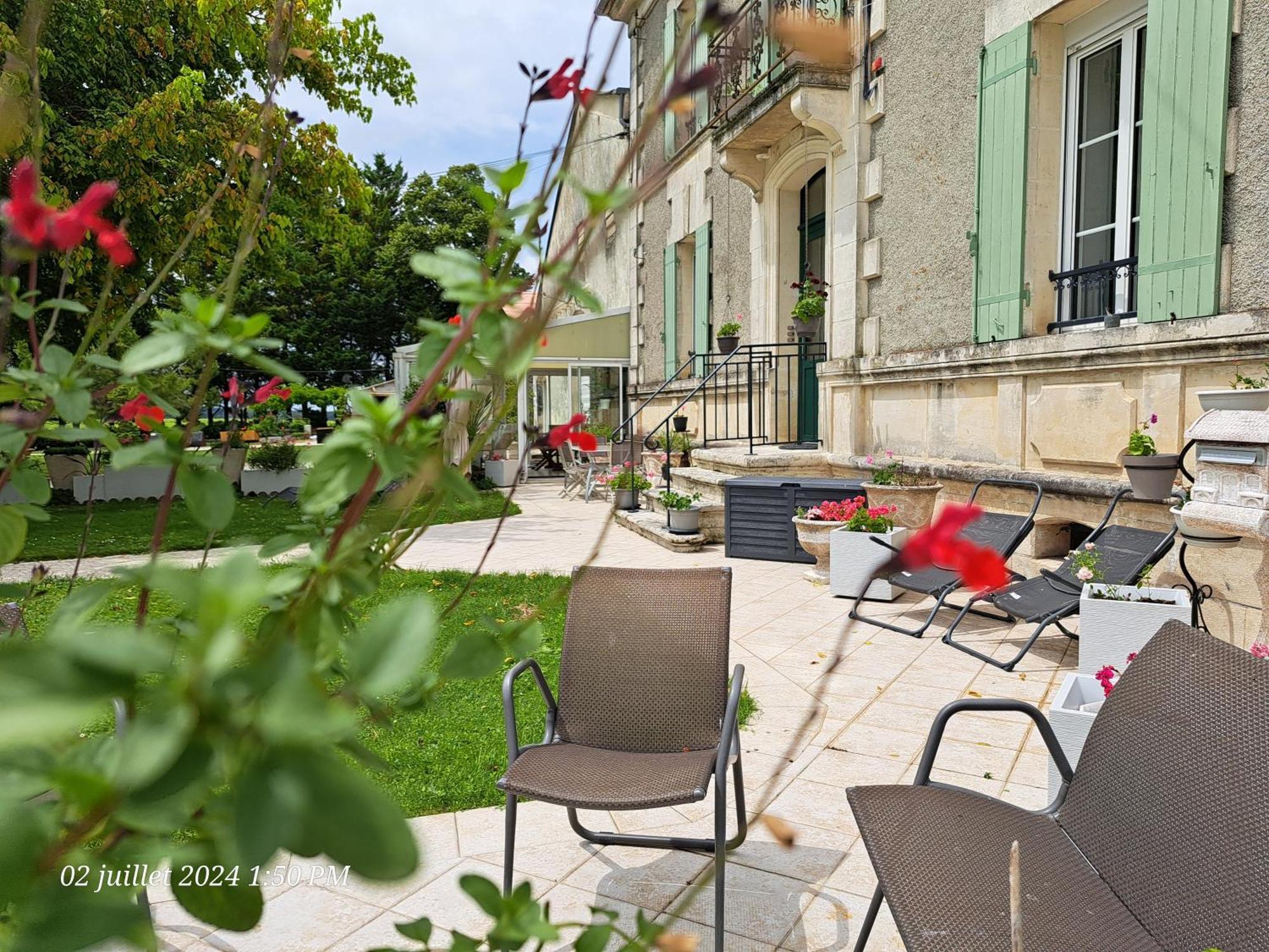 Апартаменты La Metairie Au Milieu Des Vignes Reaux Экстерьер фото