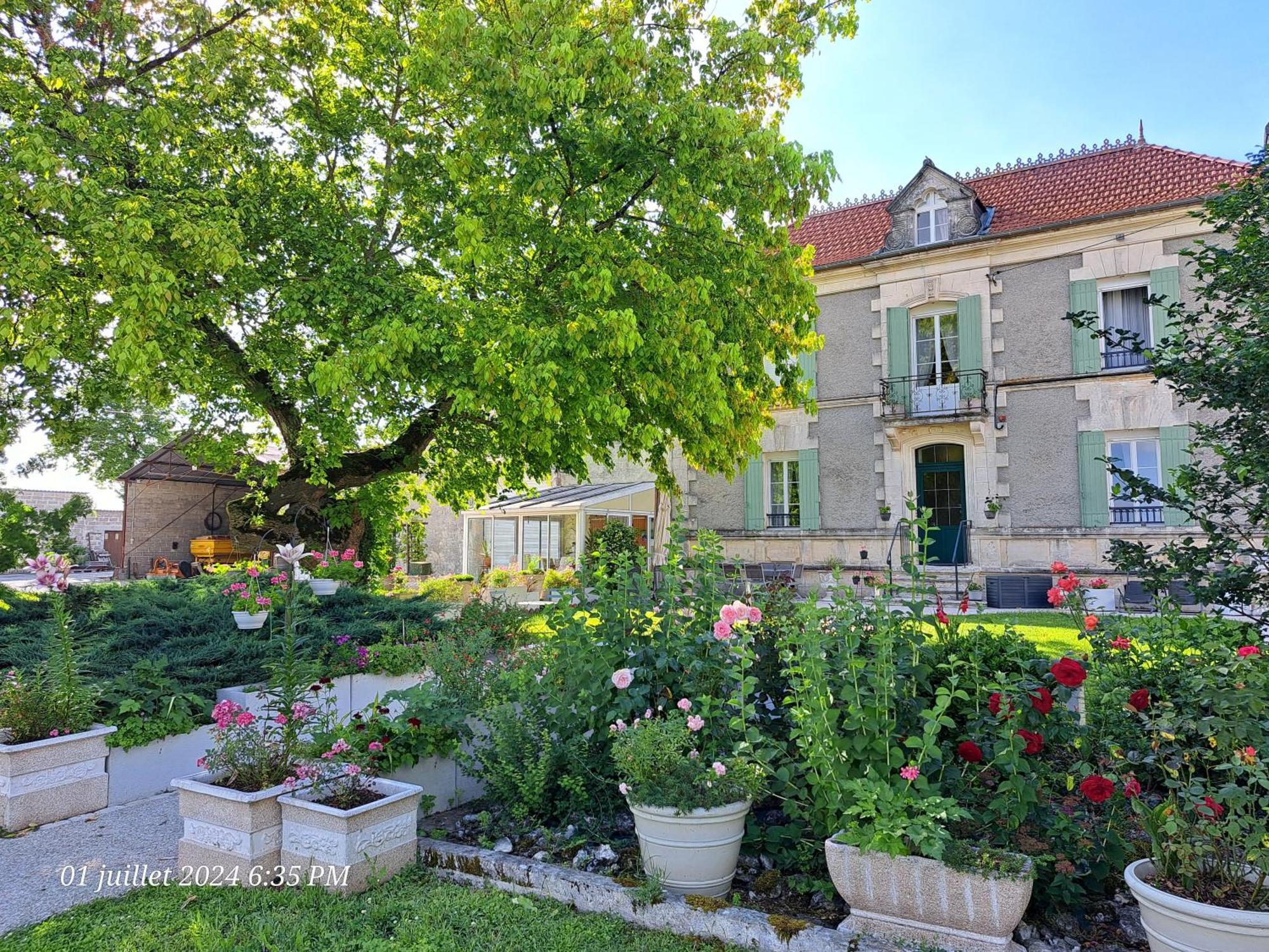 Апартаменты La Metairie Au Milieu Des Vignes Reaux Экстерьер фото